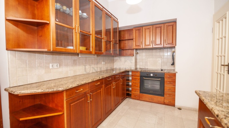 K pronájmu  3 ložnice Sofia , Centar , 150 m2 | 66093874 - obraz [12]