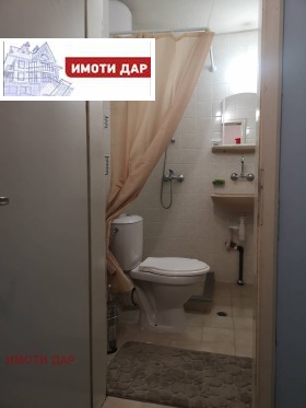 1 quarto Sportna zala, Varna 8