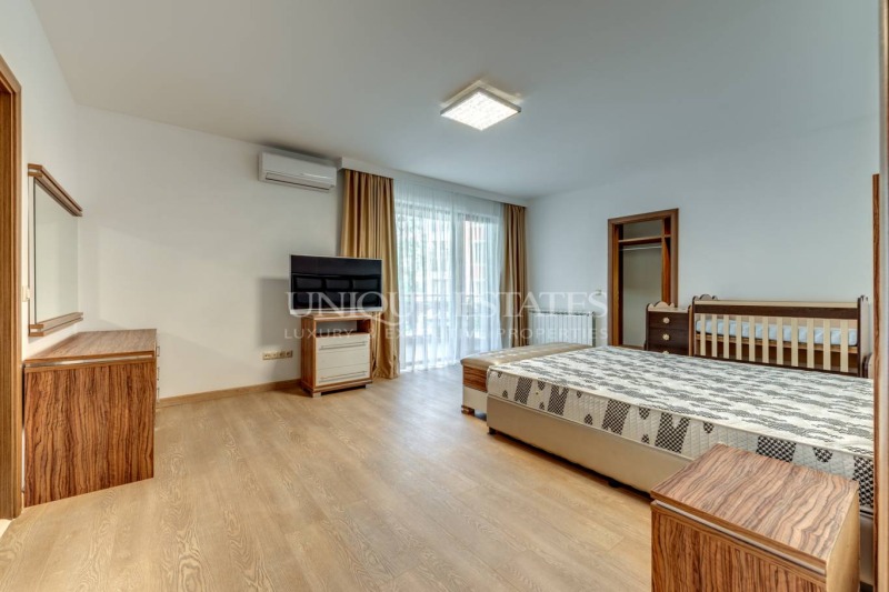 En renta  3+ dormitorios Sofia , Vitosha , 262 metros cuadrados | 68297777 - imagen [6]
