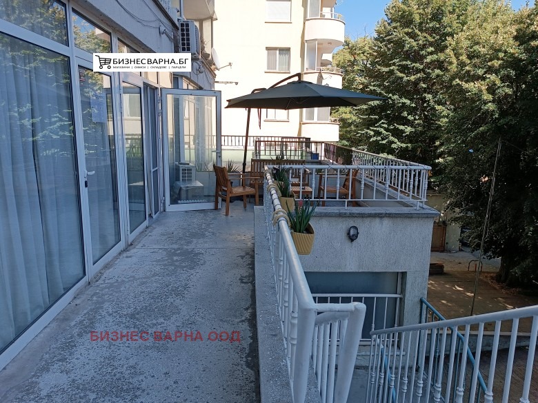 En renta  Oficina Varna , Chayka , 90 metros cuadrados | 87544034