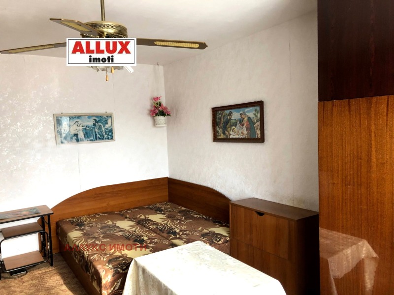 Дава под наем 1-СТАЕН, гр. Русе, Здравец Изток, снимка 2 - Апартаменти - 52393828