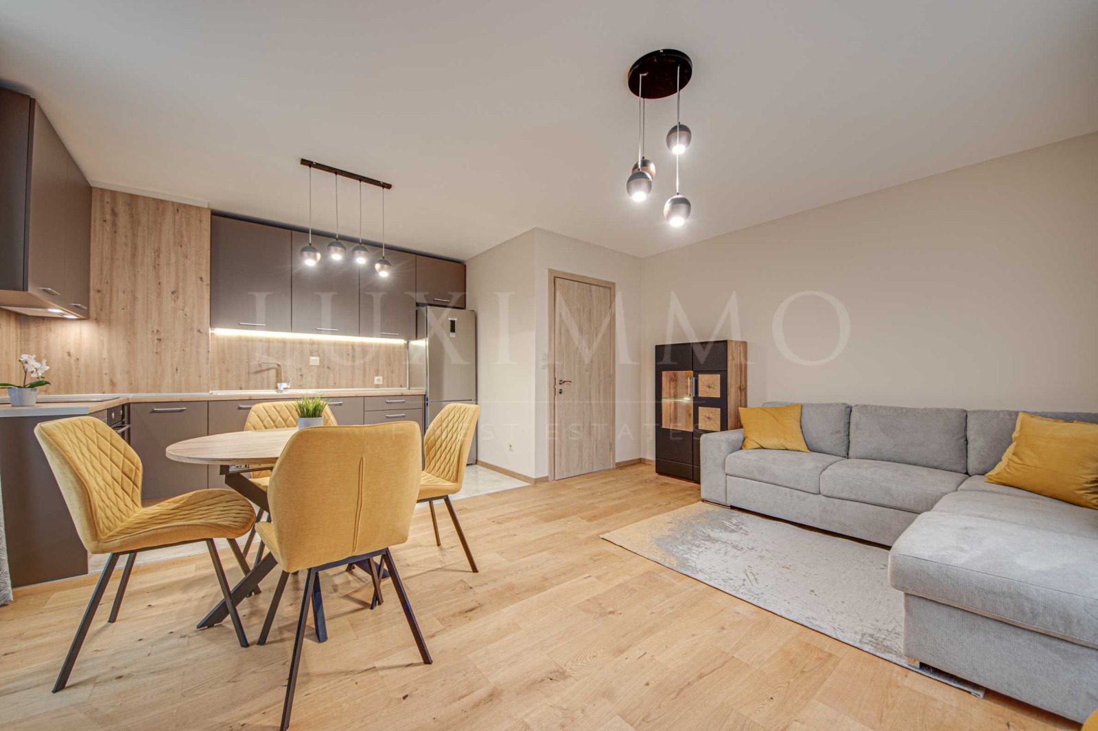 Дава под наем 4-СТАЕН, гр. София, Изгрев, снимка 5 - Апартаменти - 54106625