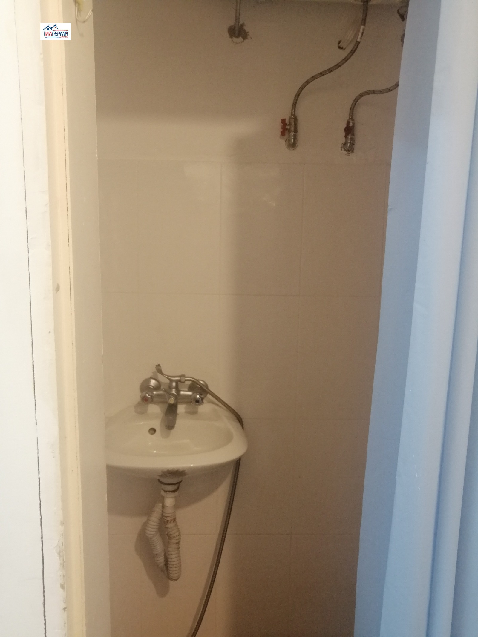 Дава под наем ОФИС, гр. София, Гоце Делчев, снимка 8 - Офиси - 53792376