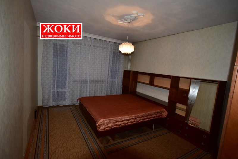 K pronájmu  2 ložnice Pernik , Centar , 89 m2 | 23790905 - obraz [5]