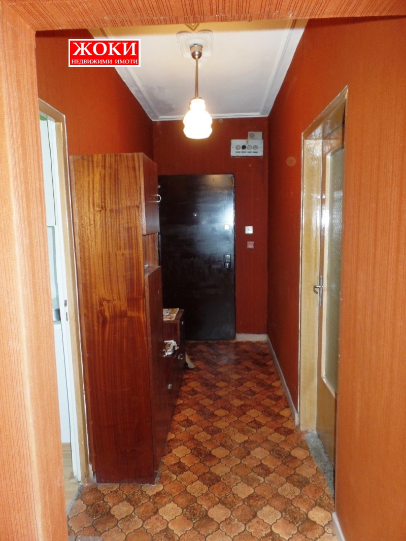 K pronájmu  2 ložnice Pernik , Centar , 89 m2 | 23790905 - obraz [8]
