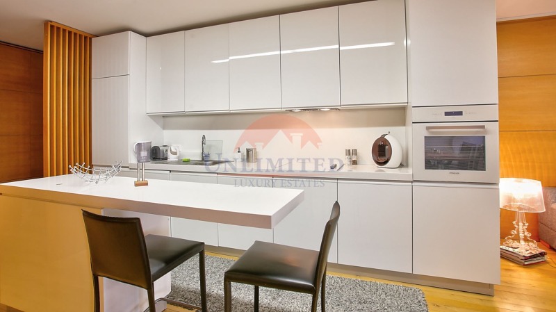 Дава под наем 3-СТАЕН, гр. София, Изгрев, снимка 3 - Апартаменти - 52746226