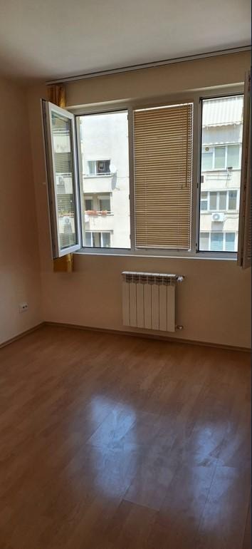 Издаје се  2 спаваће собе Софија , Младост 1А , 106 м2 | 83888699 - слика [2]