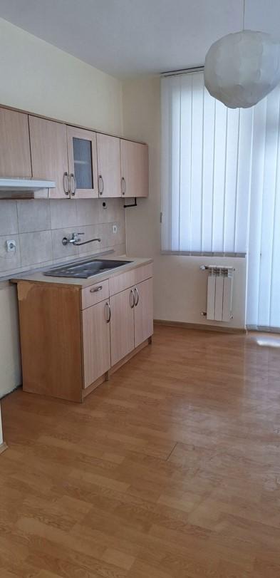 Издаје се  2 спаваће собе Софија , Младост 1А , 106 м2 | 83888699 - слика [3]