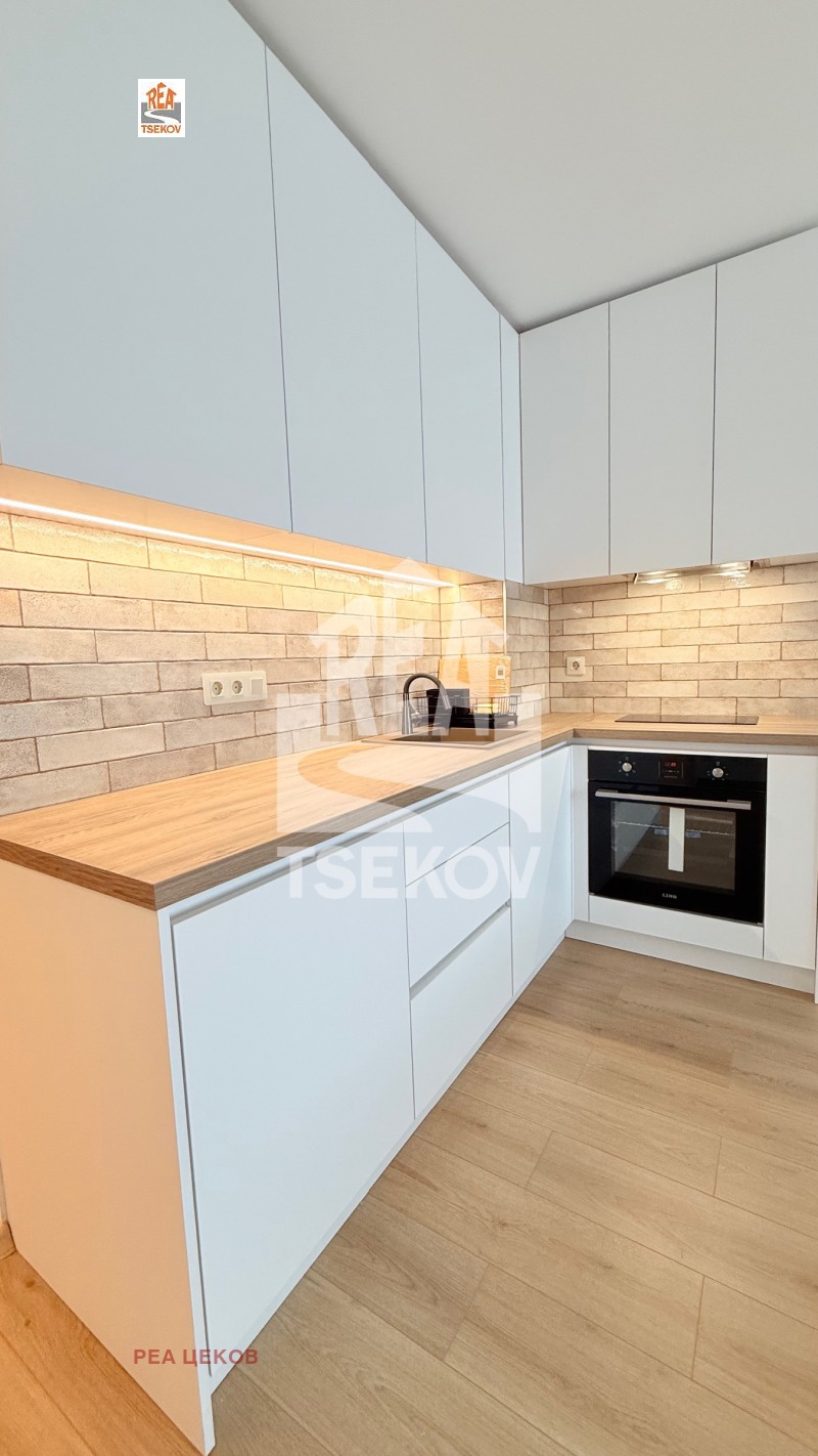 Te huur  Studio Sofia , Ljulin 2 , 50 m² | 16758572 - afbeelding [4]