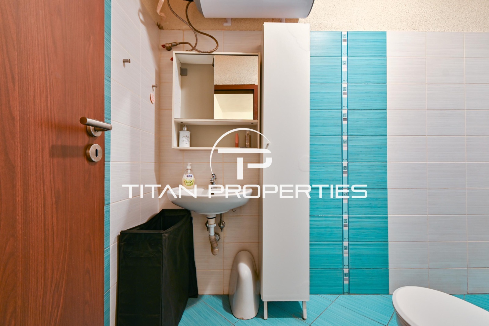 Дава под наем 2-СТАЕН, гр. София, Лозенец, снимка 10 - Апартаменти - 54079955