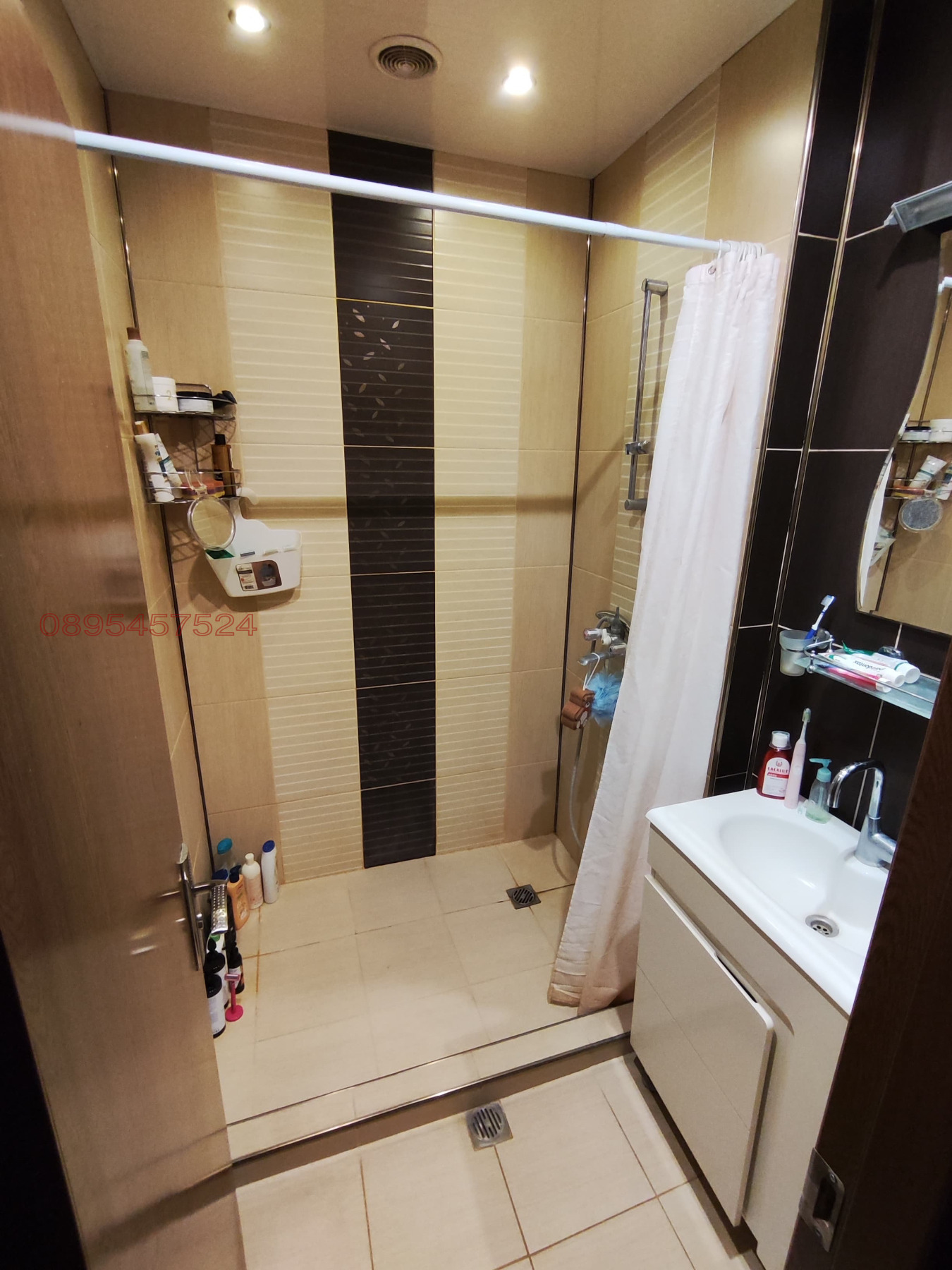 Дава под наем 4-СТАЕН, гр. Добрич, Център, снимка 2 - Апартаменти - 53628911