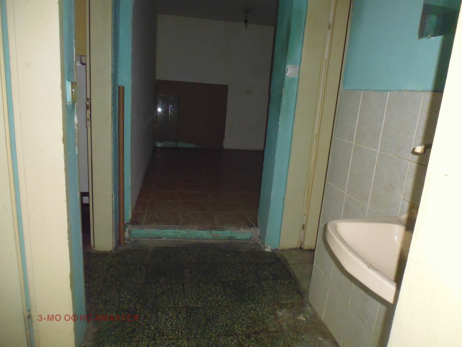 Дава под наем МАГАЗИН, гр. София, Люлин 3, снимка 14 - Магазини - 55787177