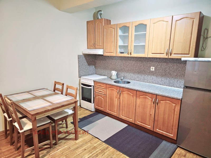 Para alugar  2 quartos Sofia , Reduta , 90 m² | 54800580