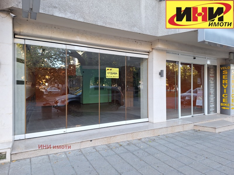 For Rent  Shop Ruse , Tsentar , 562 sq.m | 16956755