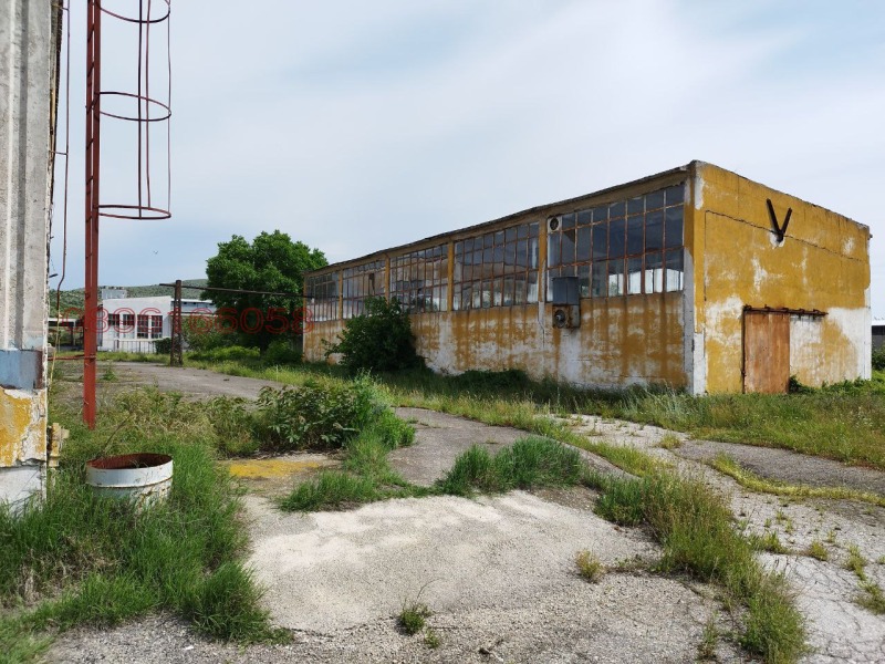 Дава под наем ПРОМ. ПОМЕЩЕНИЕ, гр. Кричим, област Пловдив, снимка 4 - Производствени сгради - 52925316