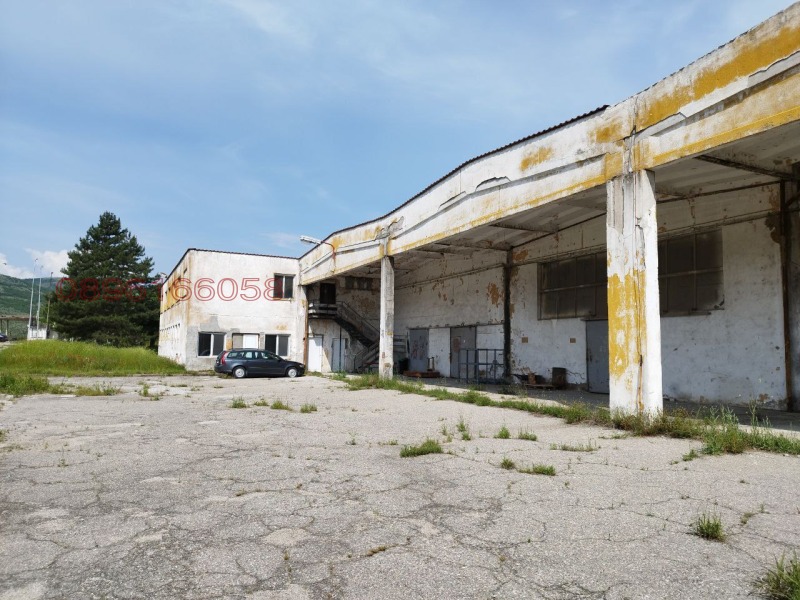 Дава под наем ПРОМ. ПОМЕЩЕНИЕ, гр. Кричим, област Пловдив, снимка 5 - Производствени сгради - 52925316