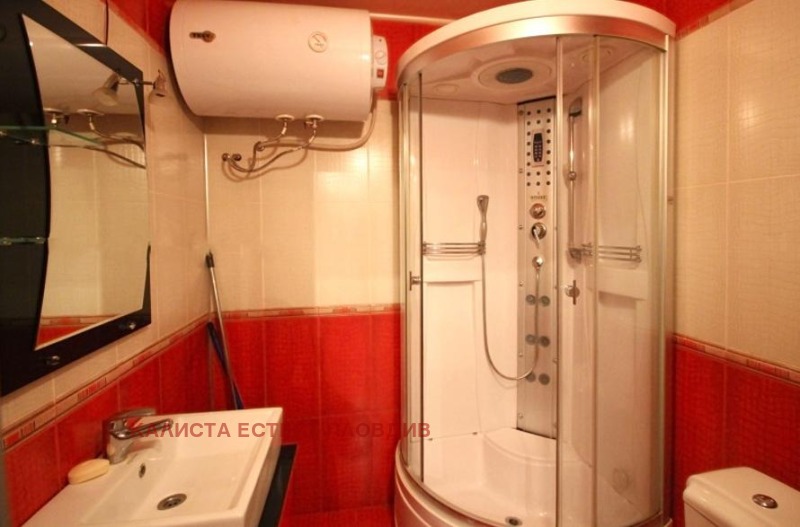 Zu vermieten  2 Schlafzimmer Plowdiw , Zentar , 85 qm | 98994321 - Bild [6]