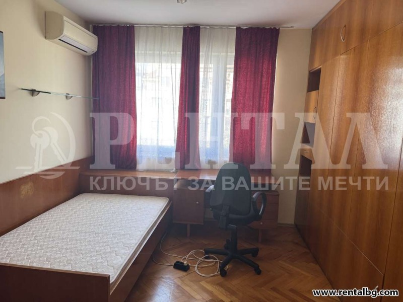 Vuokrattavana  2 makuuhuonetta Plovdiv , Tsentar , 120 neliömetriä | 99762428 - kuva [10]
