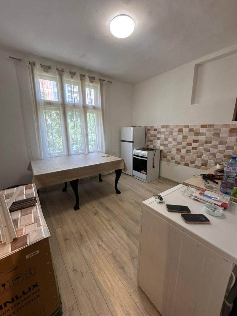Da affittare  3 camere da letto Sofia , Zona B-18 , 120 mq | 28663587 - Immagine [3]