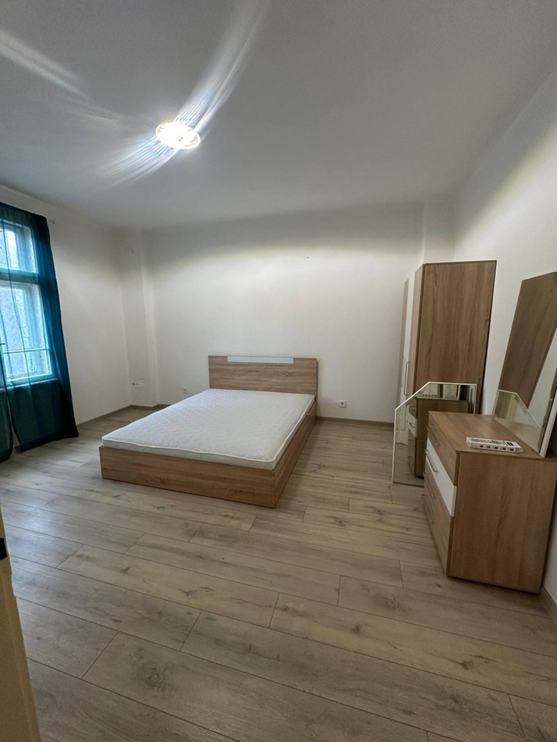 Da affittare  3 camere da letto Sofia , Zona B-18 , 120 mq | 28663587 - Immagine [4]