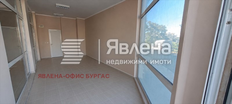 Дава под наем  Магазин град Бургас , Меден рудник - зона В , 50 кв.м | 90012443