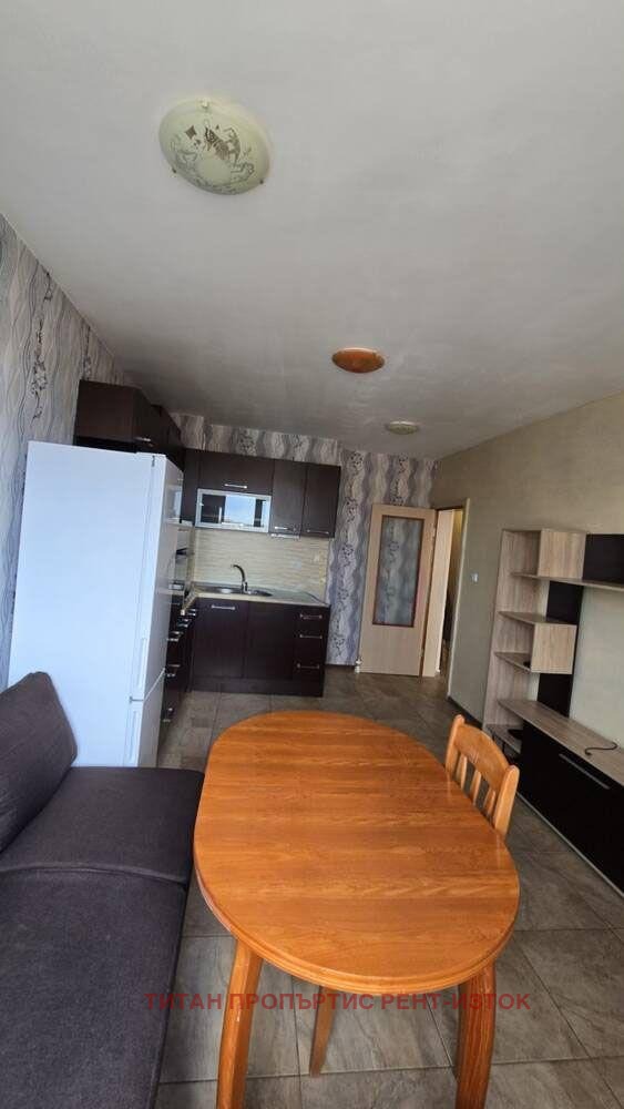 Дава под наем  3-стаен град Бургас , Меден рудник - зона Б , 70 кв.м | 40533539 - изображение [2]