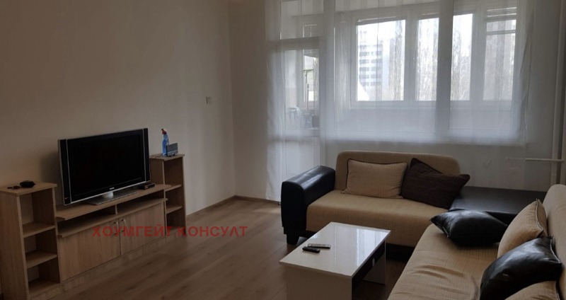 De inchiriat  2 dormitoare Sofia , Zona B-19 , 92 mp | 77508247 - imagine [2]