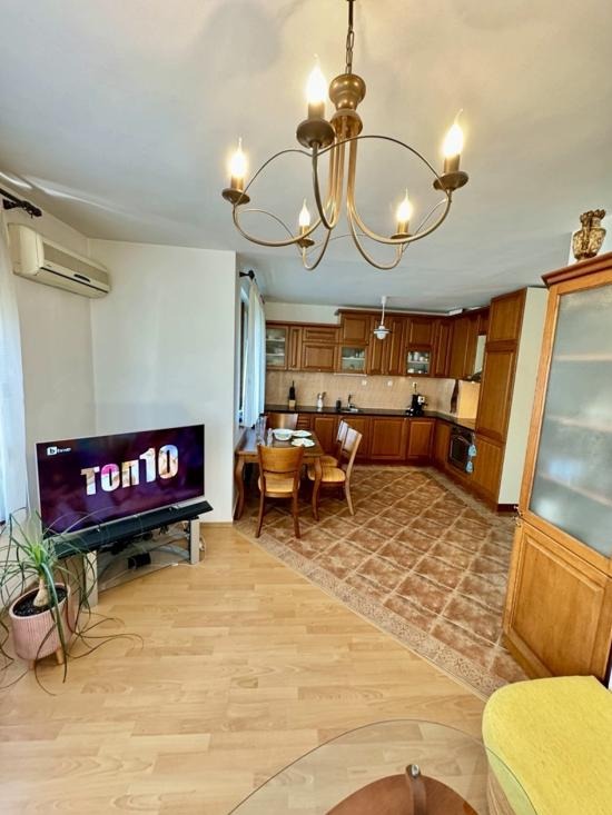 Do wynajęcia  2 sypialnie Sofia , Baniszora , 100 mkw | 63195825