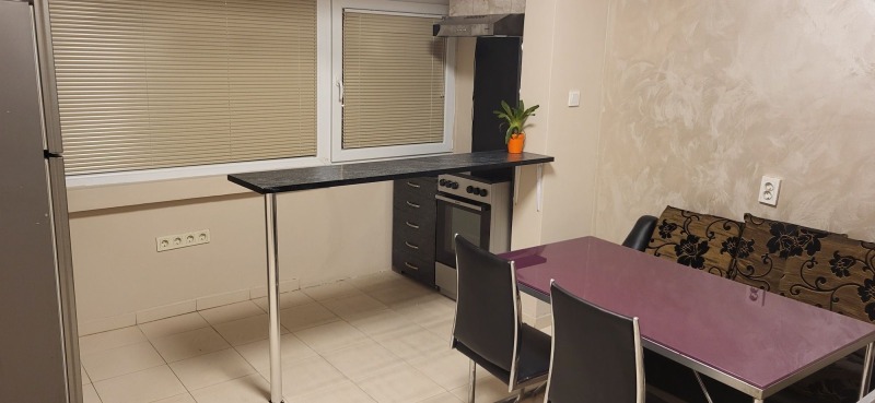 Дава под наем 3-СТАЕН, гр. София, Горубляне, снимка 2 - Апартаменти - 52791940