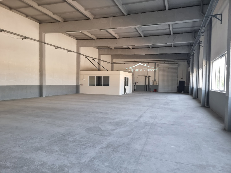 Do wynajęcia  Budynek przemysłowy Plowdiw , Industrialna zona - Sewer , 1200 mkw | 16906167 - obraz [3]