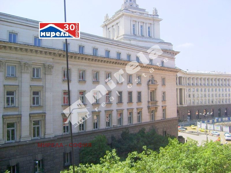 Дава под наем  2-стаен град София , Център , 85 кв.м | 59022912 - изображение [15]