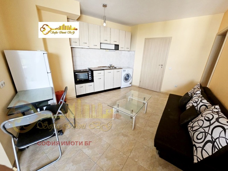 Дава под нем  2-стаен, град София, Студентски град •  425 EUR • ID 86134677 — holmes.bg - [1] 