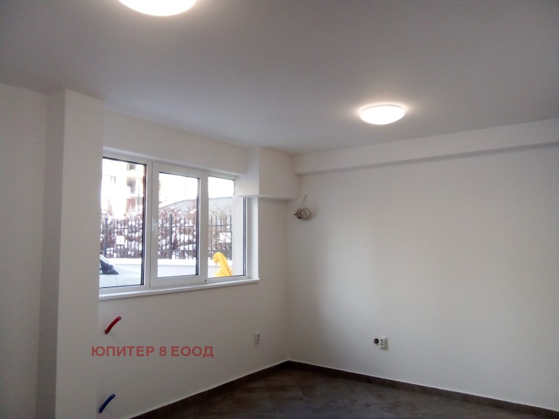Para alugar  Escritório Sofia , Oborichtche , 38 m² | 34610672 - imagem [5]