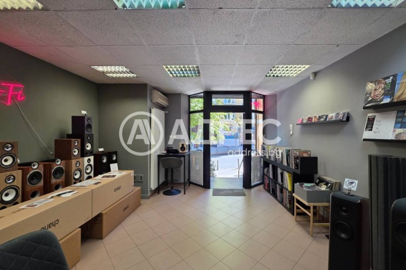 Kiadó  Üzlet Sofia , Centar , 62 négyzetméter | 96250122 - kép [8]