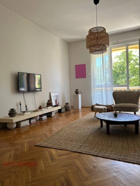 3+ bedroom Tsentar, Sofia 1