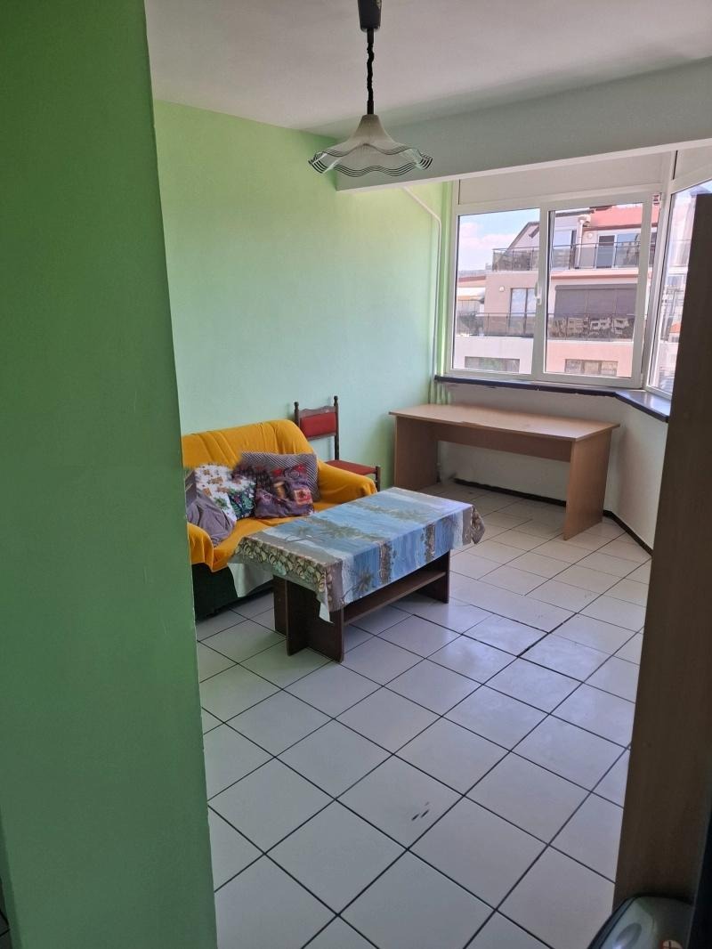 В аренду  Студия София , Слатина , 48 кв.м | 51810537