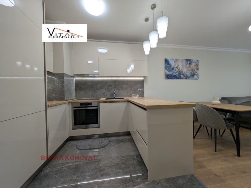 K pronájmu  2 ložnice Sofia , Borovo , 109 m2 | 90333634 - obraz [4]