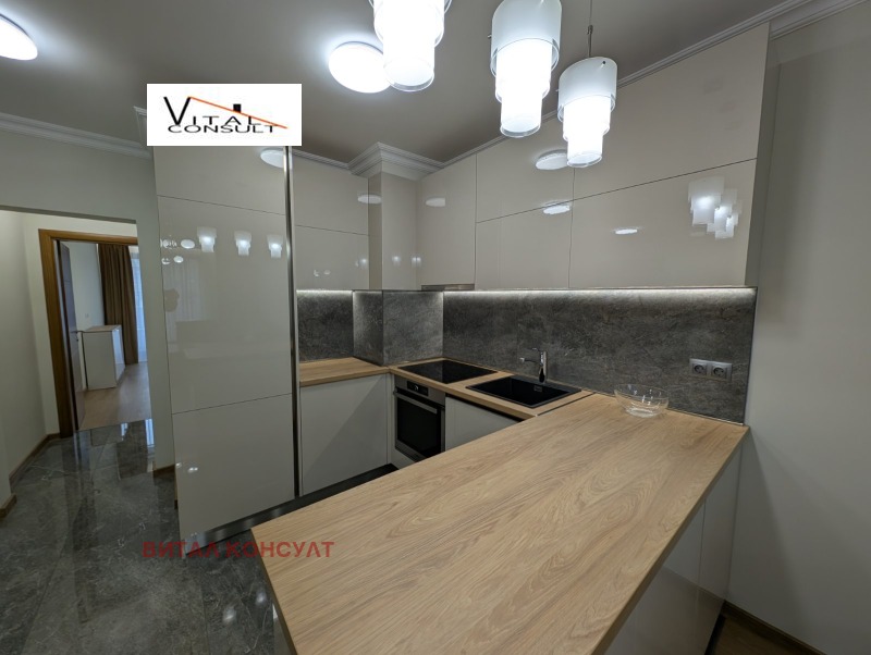 K pronájmu  2 ložnice Sofia , Borovo , 109 m2 | 90333634 - obraz [7]