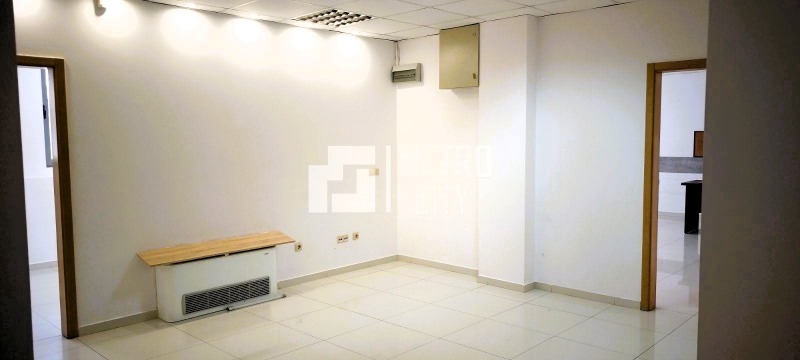 Te huur  Kantoor Sofia , Mladost 3 , 200 m² | 97906475 - afbeelding [3]