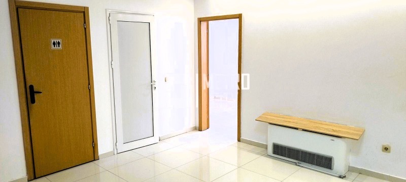 Te huur  Kantoor Sofia , Mladost 3 , 200 m² | 97906475 - afbeelding [4]