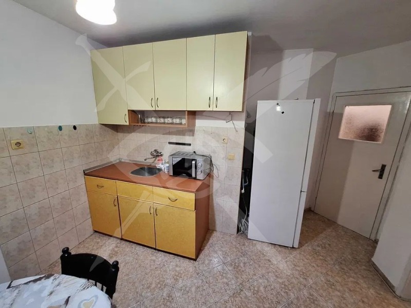 Дава под Наем 3-СТАЕН в град Варна, Колхозен пазар - 76 кв.м / 475 € » 929.02 лв., ЕКС НВД ООД