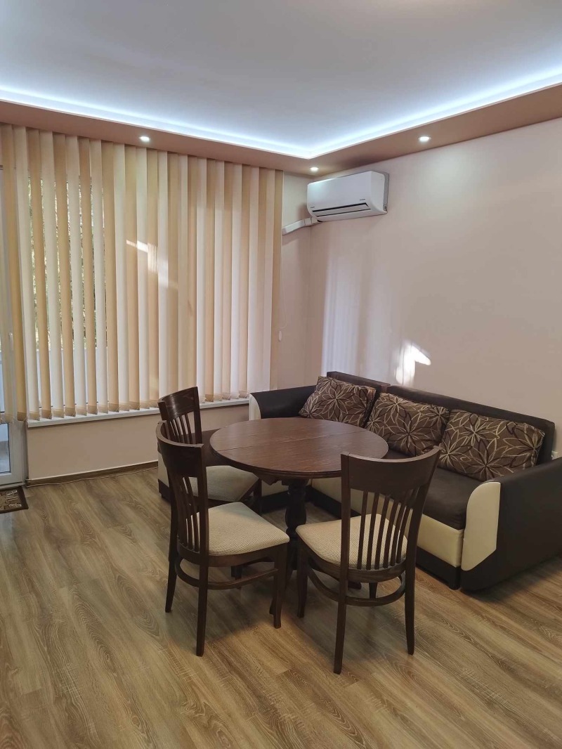 En renta  1 dormitorio Stara Zagora , Tsentar , 60 metros cuadrados | 10146234 - imagen [3]