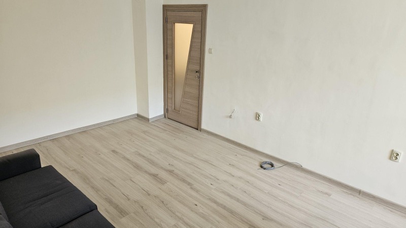 Kiadó  1 hálószoba Sofia , Geo Milev , 60 négyzetméter | 76074129 - kép [3]