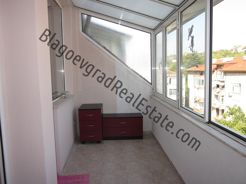 Дава под наем 3-СТАЕН, гр. Благоевград, Широк център, снимка 10 - Апартаменти - 53986072