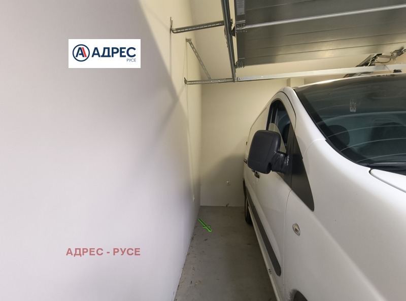 Дава под наем ГАРАЖ, ПАРКОМЯСТО, гр. Русе, Широк център, снимка 3 - Гаражи и паркоместа - 52654301