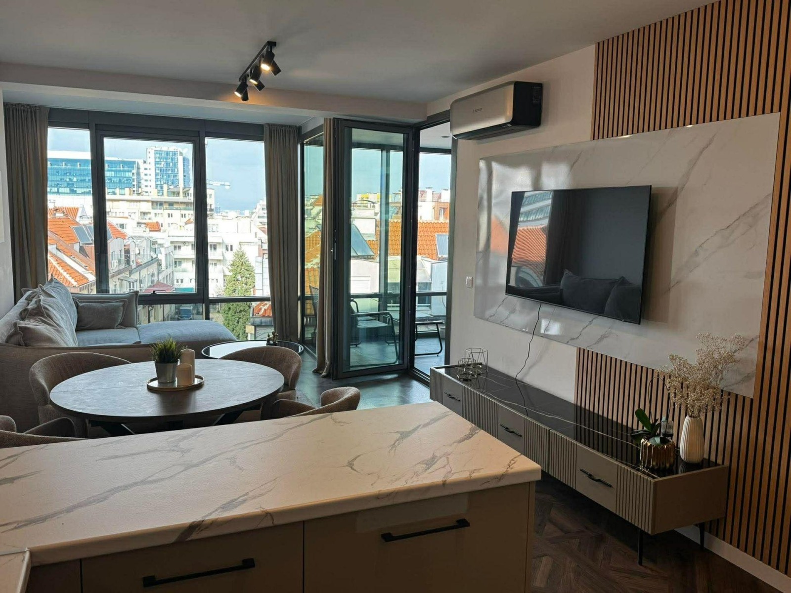 Дава под наем 2-СТАЕН, гр. София, Манастирски ливади, снимка 2 - Апартаменти - 53909438