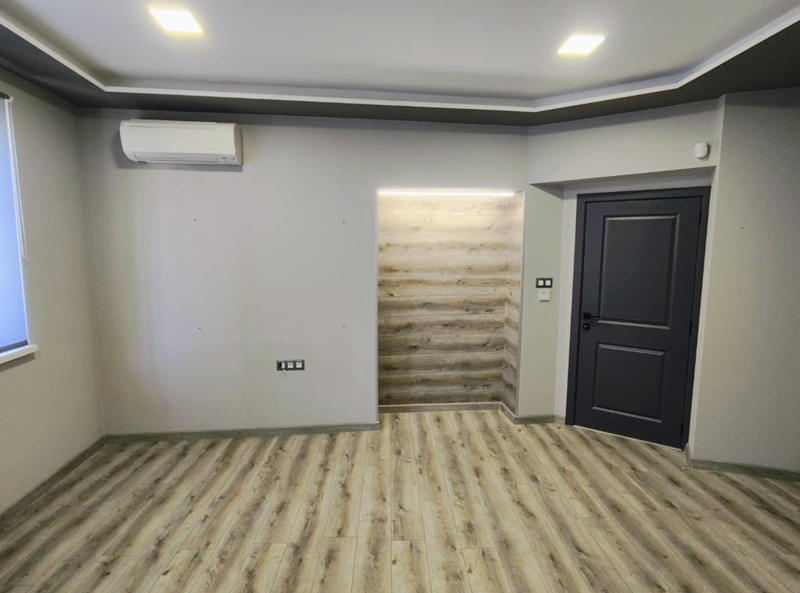 Дава под нем  3-стаен, град Пловдив, Център •  900 EUR • ID 96206660 — holmes.bg - [1] 