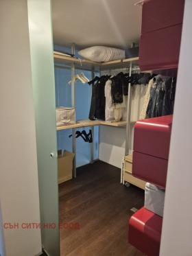 3-стаен град София, Лозенец 8