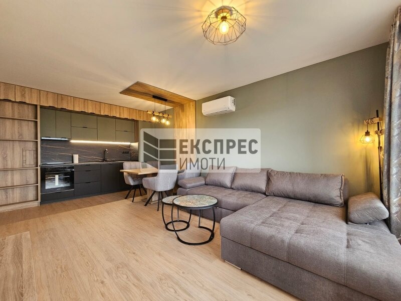 Дава под наем 3-СТАЕН, гр. Варна, Център