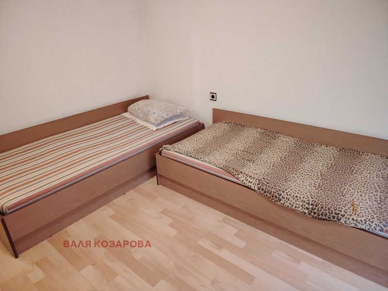 Дава под наем АТЕЛИЕ, ТАВАН, гр. Плевен, Широк център, снимка 5 - Апартаменти - 53464077